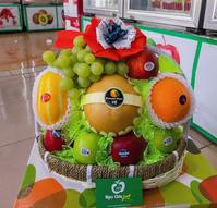 Giỏ hoa quả nhập khẩu 1,2 triệu đồng