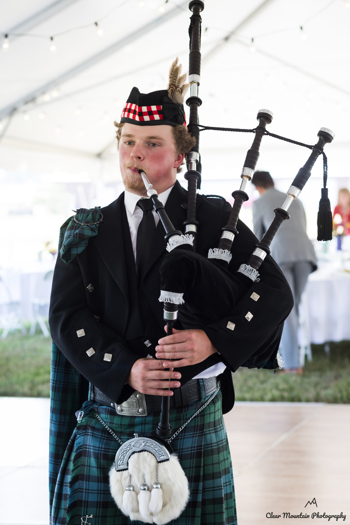 Bagpiper - Colin Lewis Bagpiping and Music