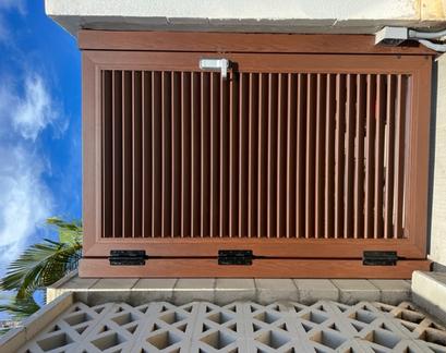 Island Style Gates, Aluminum gates Hawaii, Driveway gate Honolulu, Privacy Gates Oahu, Custom Gates Oahu, Automatic Gates Hawaii, modern aluminum driveway gates