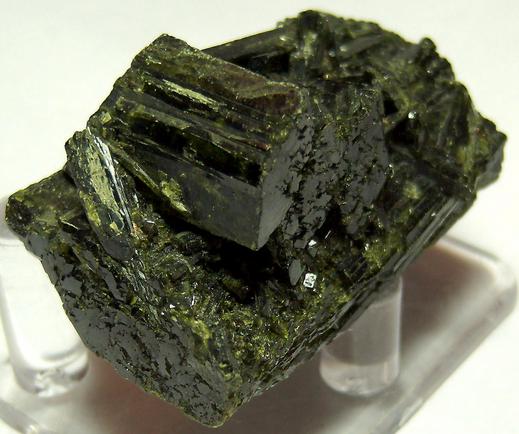 EPIDOTE - Capelinha, Jequitinhonha Valley, Minas Gerais, Brazil - ex Parker Minerals
