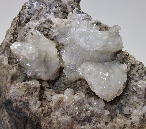 HEULANDITE and CALCITE - Upper New Street Quarry (Burger's Quarry), Paterson, Passaic County, New Jersey, USA