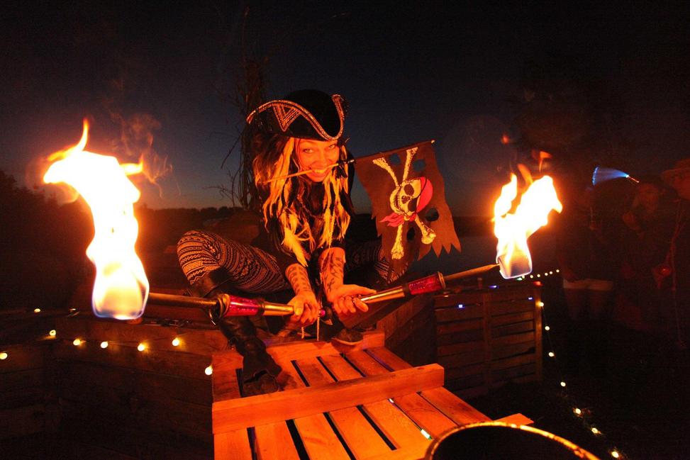 Fire Pirate Foto by Mooniek Crijns