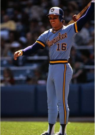 SIXTO LEZCANO: OUTFIELDER WITH MILWAUKEE BREWERS