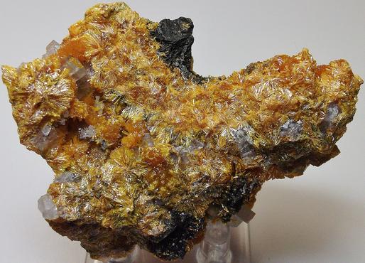 Orpiment & Baryte crystals- Quiruvilca Mine, Peru