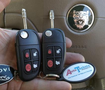 Jaguar S-Type remote key