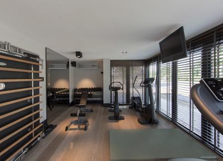 Gym equipment in a garden room gym