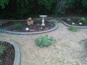 curb garden pic