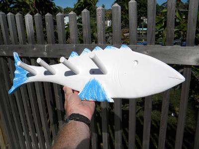 How to make a beach decor fish shaped towel rack. www.DIYeasycrafts.com