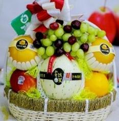 ​​​Giỏ hoa quả nhập khẩu tại Vĩnh Yên