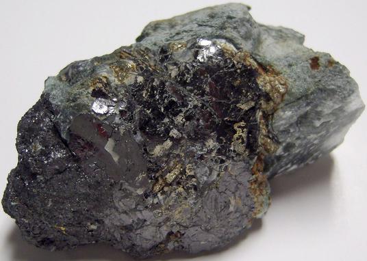 MAGNETITE, PYRITE, CHALCOPYRITE, AMPHIBOLE BYSSOLITE, CALCITE - French Creek Mines, St. Peters, Warwick Township, Chester County, Pennsylvania, USA