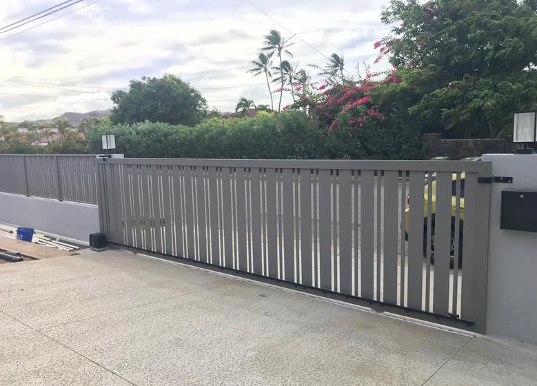 Island Style Gates, Aluminum Gates, Aluminum gates Hawaii, custom aluminum gates , Privacy Gates Oahu, Modern Aluminum Gates