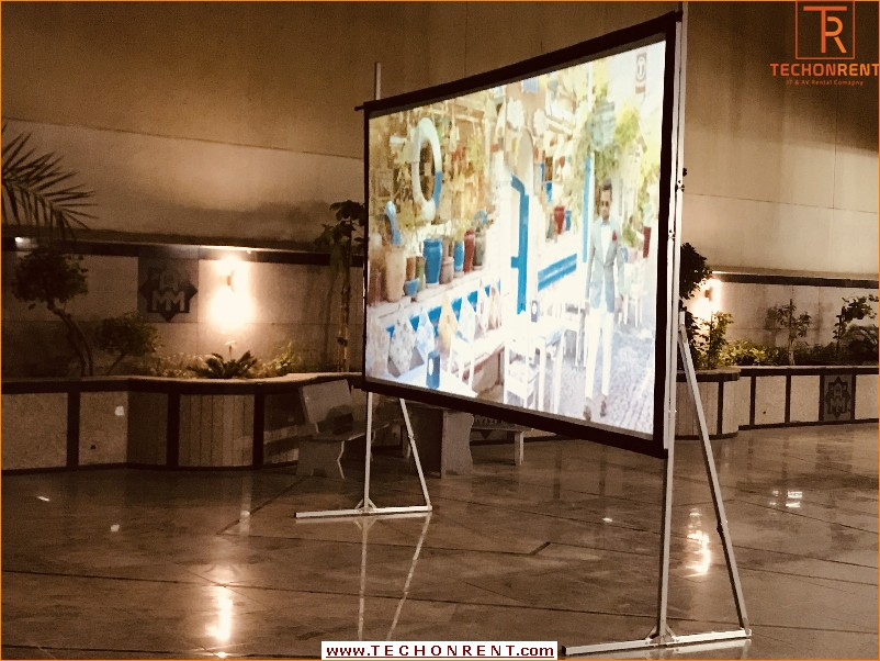 Home Projector L Garden Projector L Cinema Projector Rental L Hire