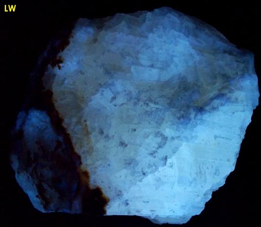 fluorescent phosphorescent CALCITE crystals - closed locality - Meckley's Quarry, Mandata, Northumberland County, Pennsylvania, USA - ex Franklin Mineral Museum