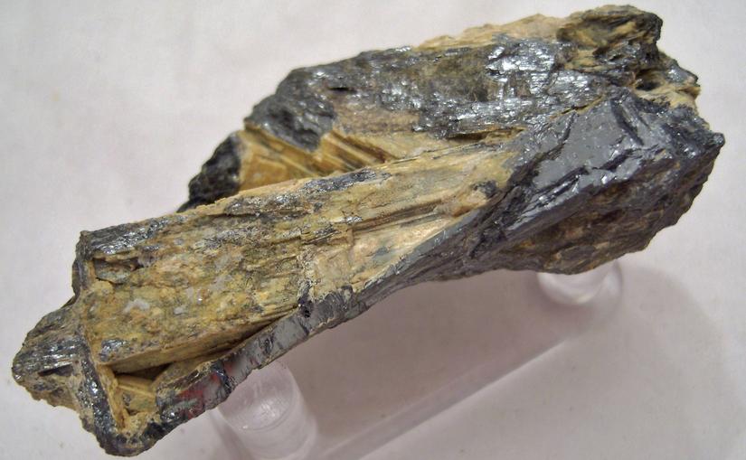 STIBICONITE pseudomorph after STIBNITE - San José Mine, Wadley, Mun. de Catorce, San Luis Potosí, Mexico - ex F. D'Esopo