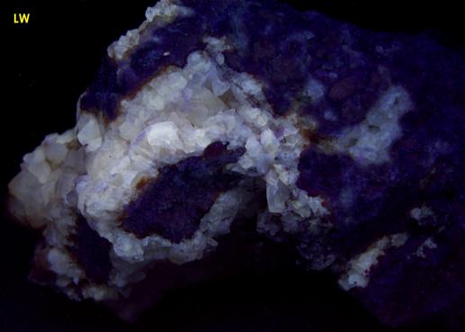 fluorescent CALCITE crystals - National Limestone Quarry #2, Lime Ridge, Mount Pleasant Mills, Perry Township, Snyder County, Pennsylvania, USA