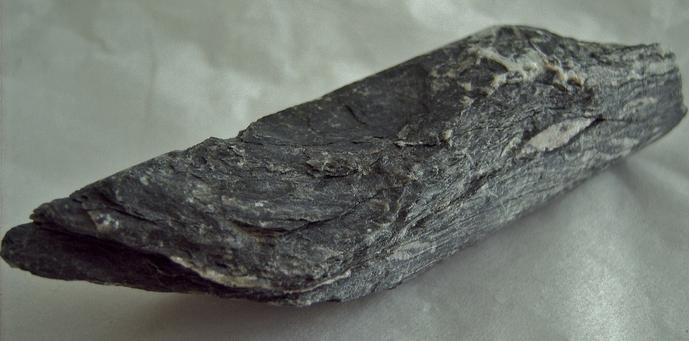 DRILL CORE with fluorescent SPHALERITE, CALCITE - Sterling Hill, Ogdensburg, Franklin Mining District, Sussex County, New Jersey