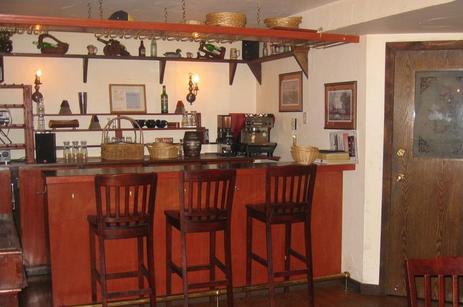 Private Room with Pool Table