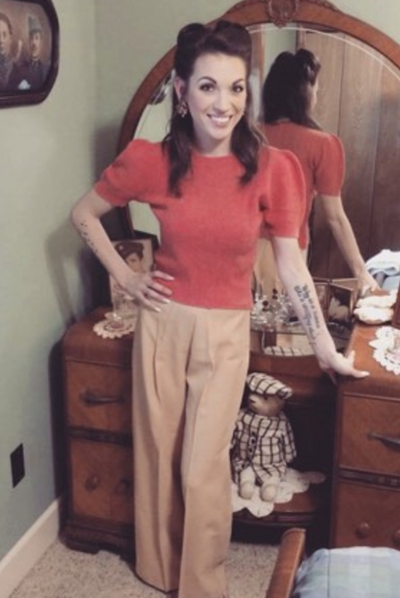 Woman in 1940's day clothes