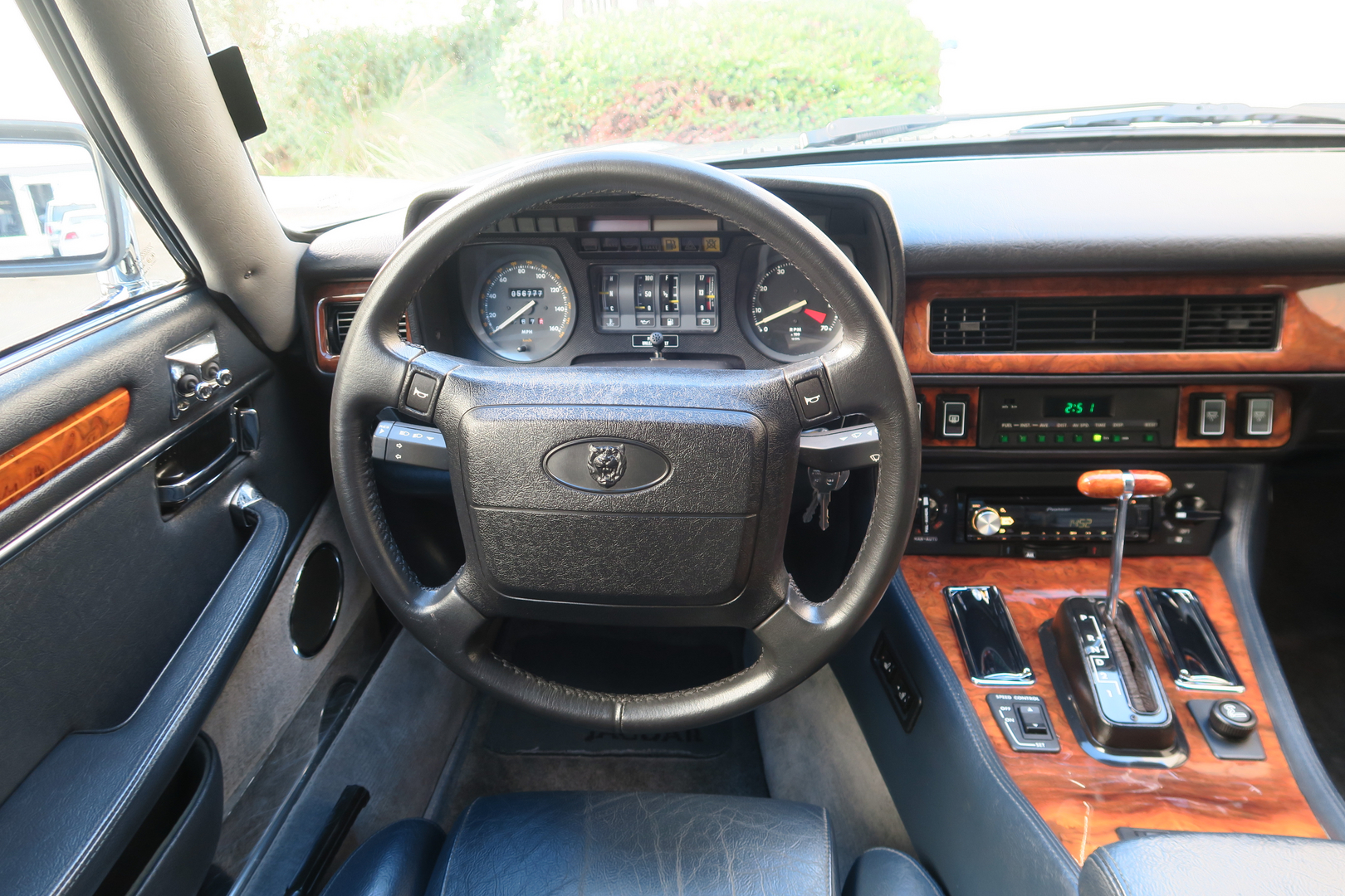 1990 Jaguar XJS's photo