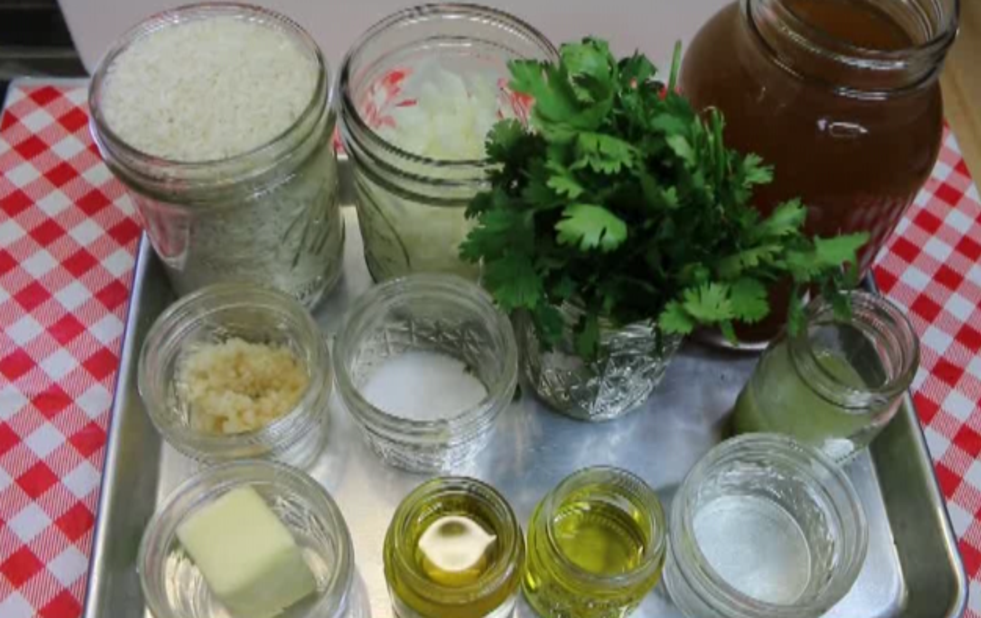 Light and EAsy Stove top Marinara Recipe, Noreen's Kitchen