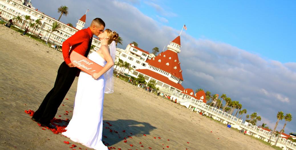 San Diego Beach Weddings. Coronado Beach