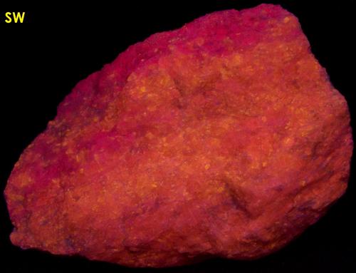 fluorescent CLINO-SUENOITE Manganocummingtonite and TREMOLITE - International Talc Company Mine No.8 (Reynolds Mine), Talcville, St. Lawrence County, New York, USA