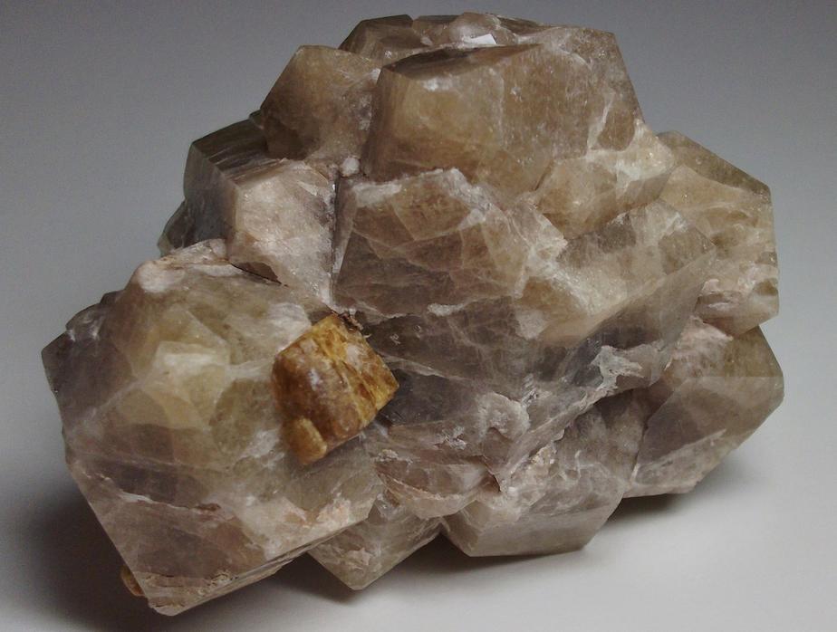 Garnet Grossular, Vesuvianite crystal, Sierra de Cruces, Mun. de Sierra Mojada, Coahuila, Mexico