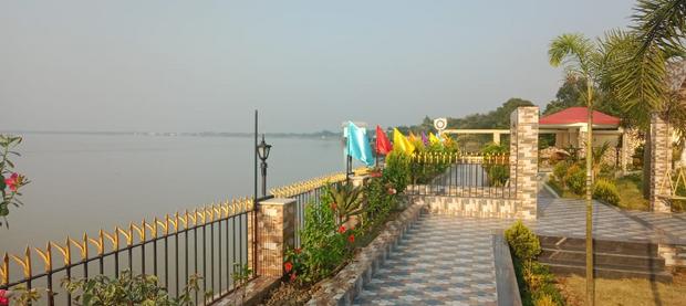 Ganges Riverside Picnic Spots in Kolkata