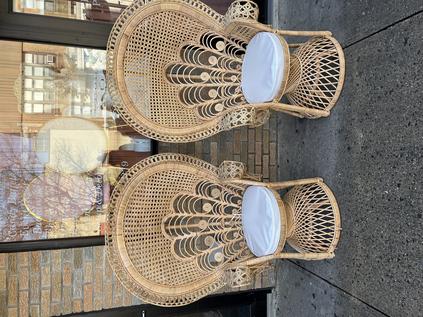 Wicker store queen chair