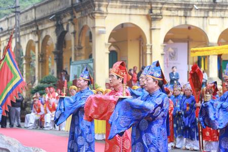 lẵng hoa quả nhập khẩu chủ tịch nước dâng hương