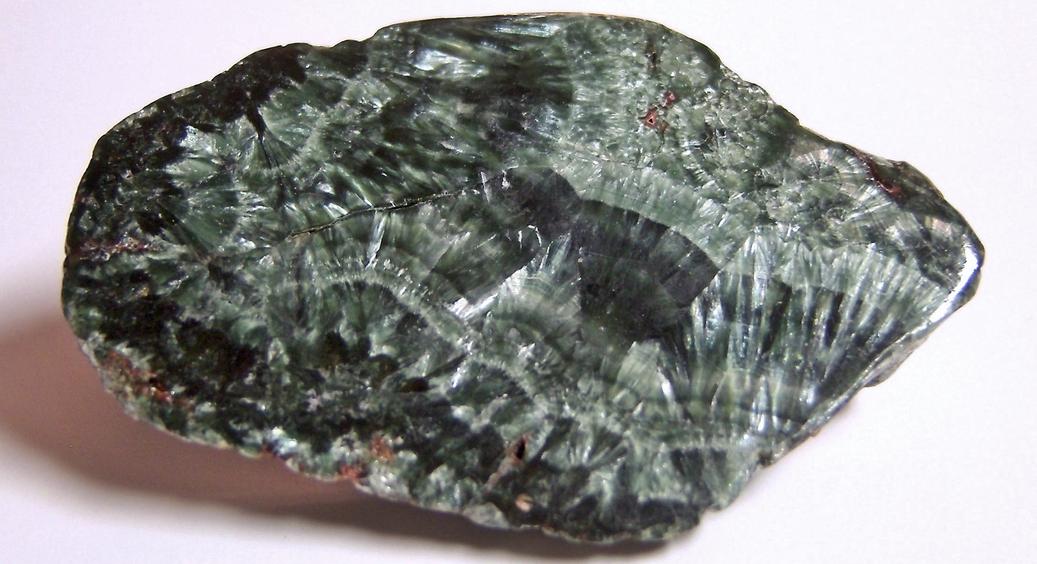 CLINOCHLORE SERAPHINITE - Korshunovskoye iron deposit (Korzunovskoe iron deposit; Korshunovskiy mine; Korshunovskiy open pit), Zheleznogorsk (Korshunikha), Irkutsk Oblast, Russia