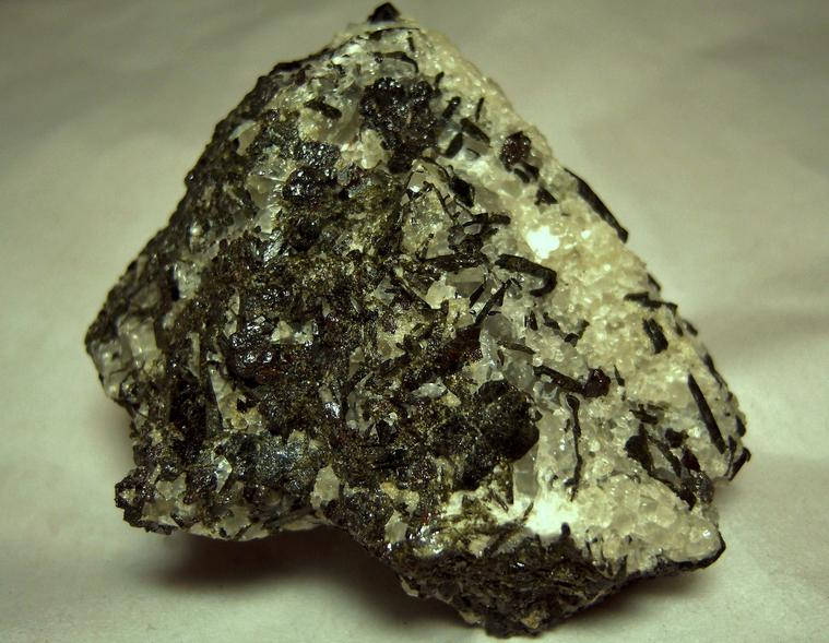PYROCHLORE, MAGNETITE, Aegirine-Augite, fluorescent Calcite, Oka complex, Oka, Deux-Montagnes RCM, Laurentides, Québec, Canada, ex Adrian Labuz, 1965
