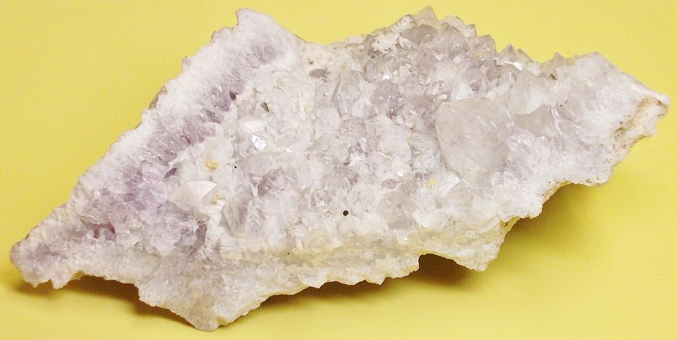 Quartz & Laumontite crystals Prospect Park Quarry, Passaic Co., New Jersey