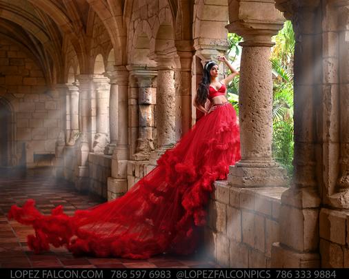 Spanish Monastery Quinceanera Photo shoot Miami Photographer quince quinces