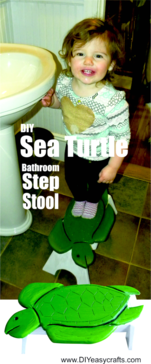 DIY Nautical Sea Turtle Bathroom step stool. www.DIYeasycrafts.com
