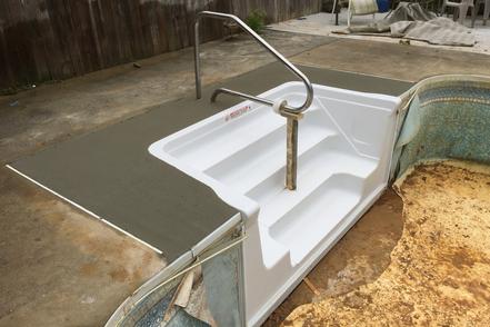 repair fiberglass pool steps