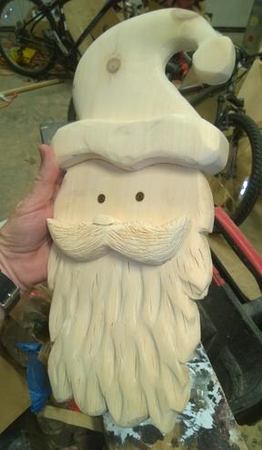 Easy DIY Carved Santa Face Christmas Decoration. FREE step by step instructions. www.DIYeasycrafts.com