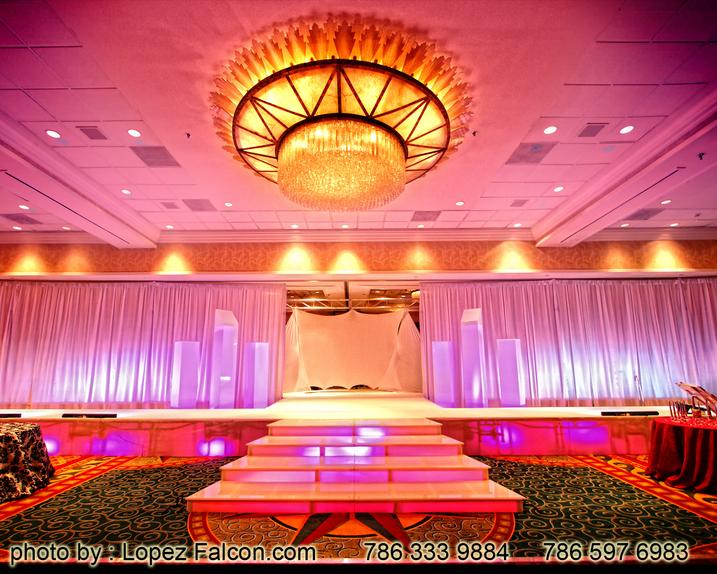 MIAMI NIGHT THEMED PARTY STAGE QUINCES PHOTOGRAPHY VIDEO DRESSES