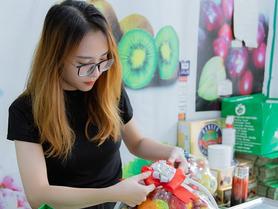 Giỏ hoa quả nhập khẩu làm quà biếu đẹp