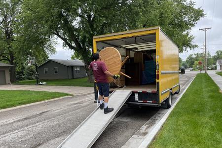 furniture donation pick up