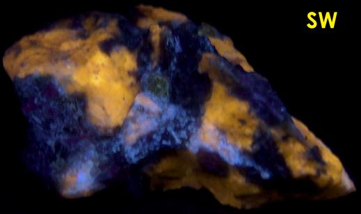 fluorescent Marialite-Meionite Scapolite Wernerite, Muscovite, Pyrite, Limonite, Grenville Scapolite Prospect, Grenville-sur-la-Rouge, Argenteuil RCM, Laurentides, Quebec, Canada