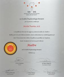 Diplôme Maitre Société Implantologie Dentaire Michel Puertas Denturologiste Brossard-Laprairie