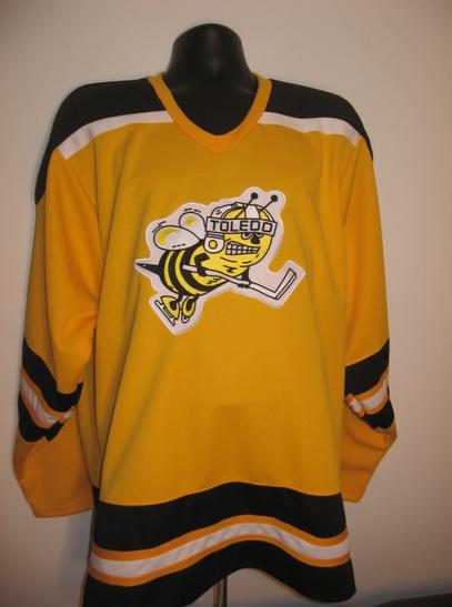 Toledo Buckeyes – Vintage Ice Hockey