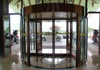automatic revolving door system