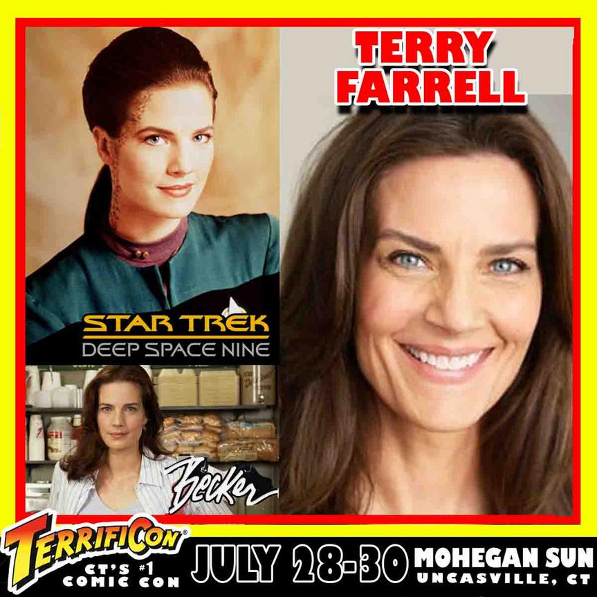 TERRY FARRELL AT TERRIFICON IN CONNECTICUT