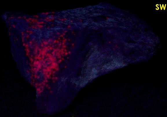 fluorescent ZUNYITE - Quartzsite, La Paz County (Yuma County prior to 1983), Arizona, USA - ex Barry Gerhet Jr, ex Paul Lazar
