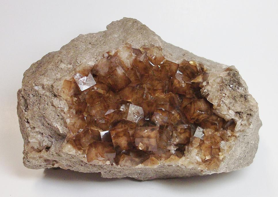 Fluorescent Fluorite crystals Stoneco White Rock Quarry Ohio