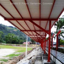 Cubertizo con lamina super termoacustica en PVC LTA