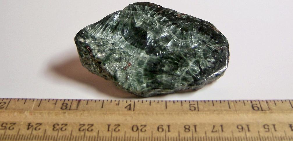 CLINOCHLORE SERAPHINITE - Korshunovskoye iron deposit (Korzunovskoe iron deposit; Korshunovskiy mine; Korshunovskiy open pit), Zheleznogorsk (Korshunikha), Irkutsk Oblast, Russia