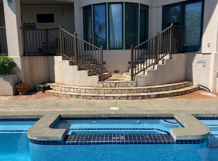 aluminum railing Hawaii, aluminum railing Honolulu, railing Honolulu, deck Hawaii, decks Hawaii, Oahu aluminum railings, Oahu decks, decks, aluminum railings, railings, Oahu, Island railing, island railing and gates, island gates, island view